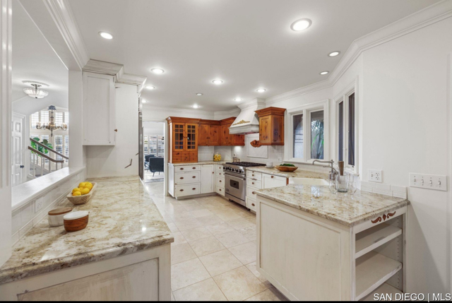 MLS #250028315SD image #11