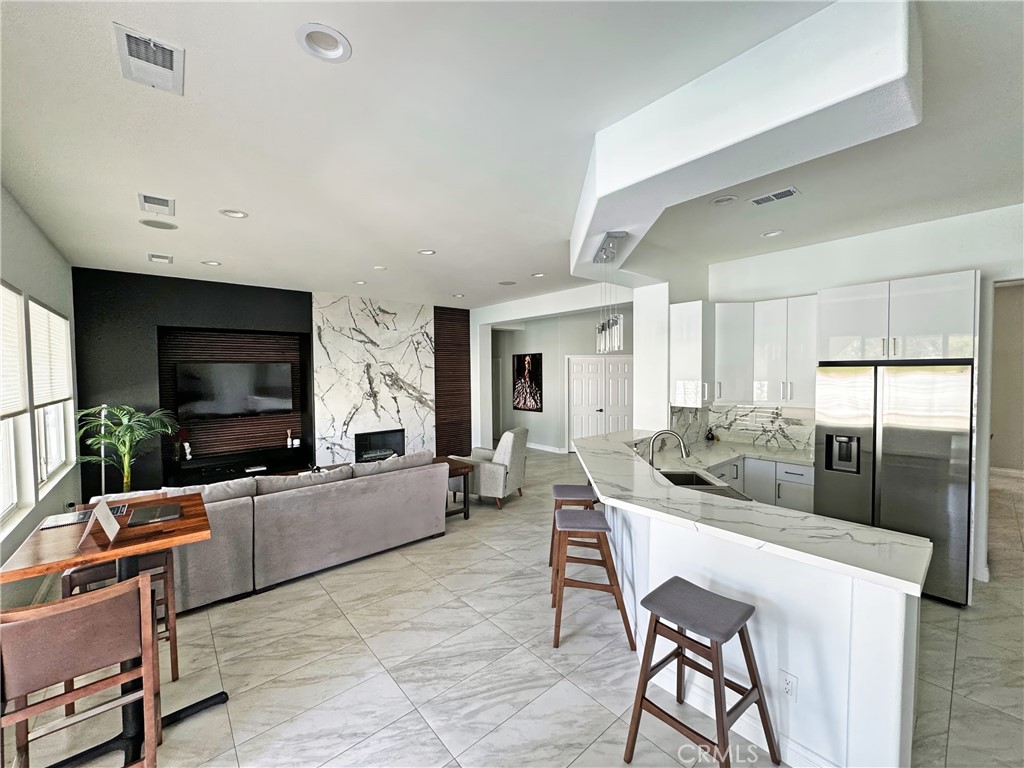 MLS #SR24122703 image #9