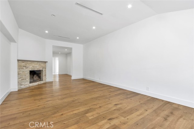 MLS #SR24177987 image #2