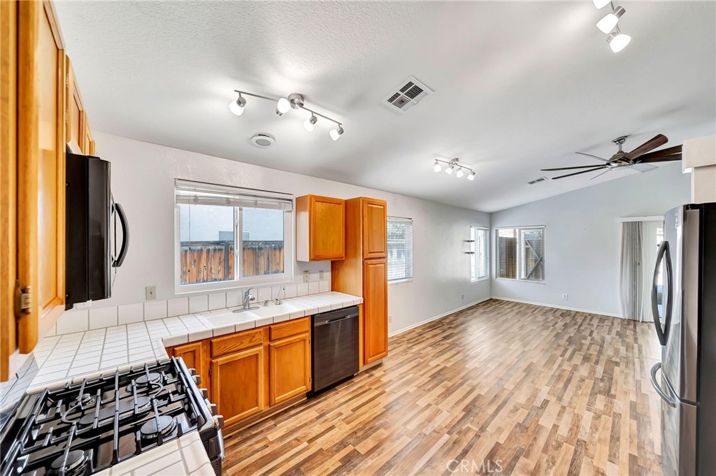 MLS #SR25001675 image #14