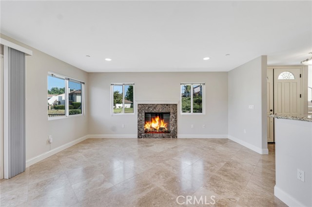 MLS #SR25003978 image #4