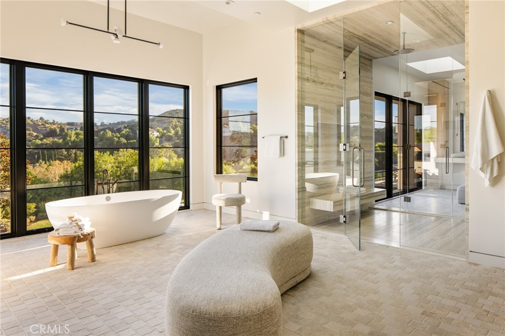 MLS #SR25007297 image #24