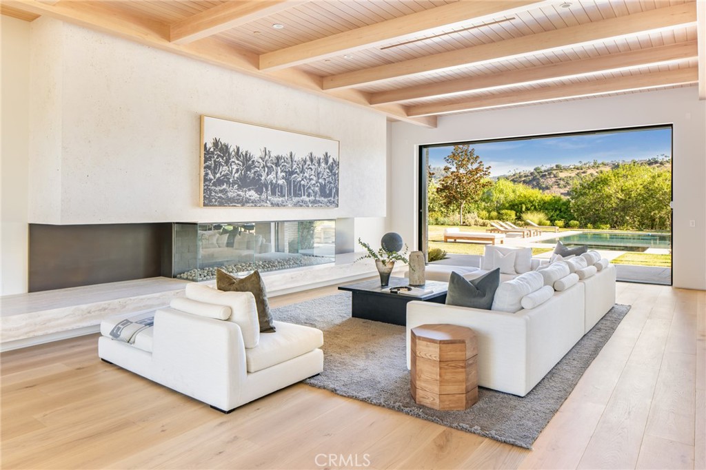 MLS #SR25007297 image #4