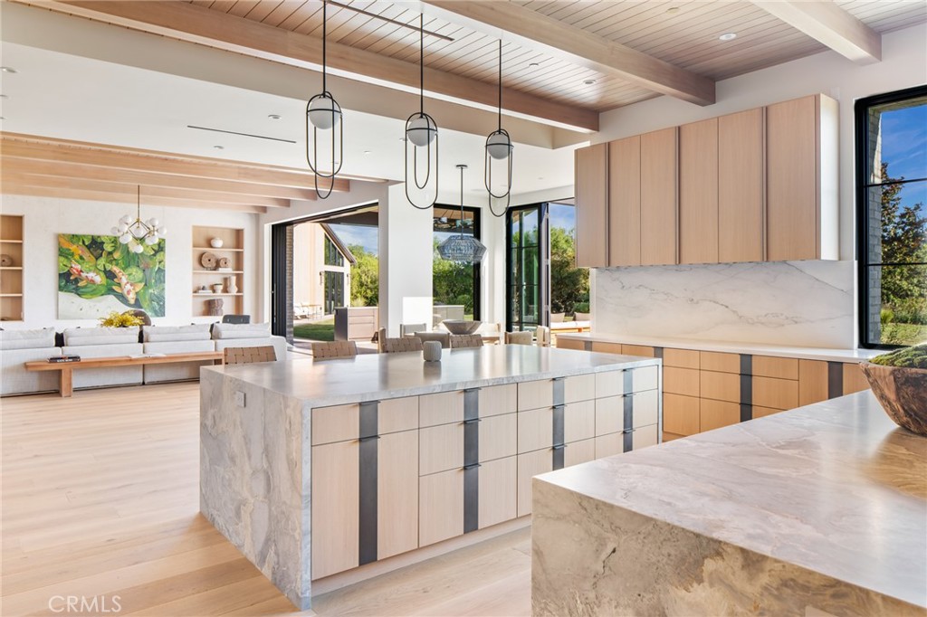 MLS #SR25007297 image #8