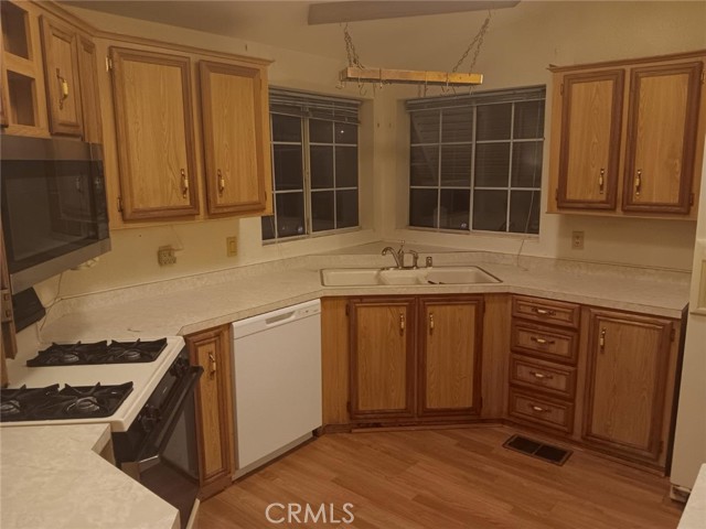 MLS #SR25008198 image #4