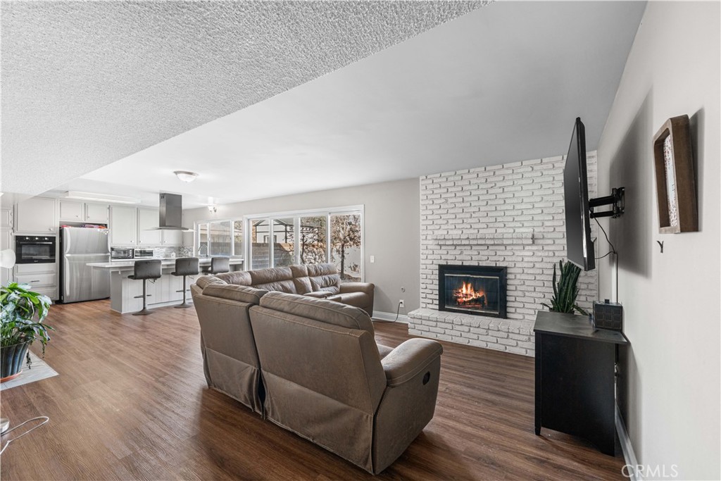 MLS #SR25009679 image #11