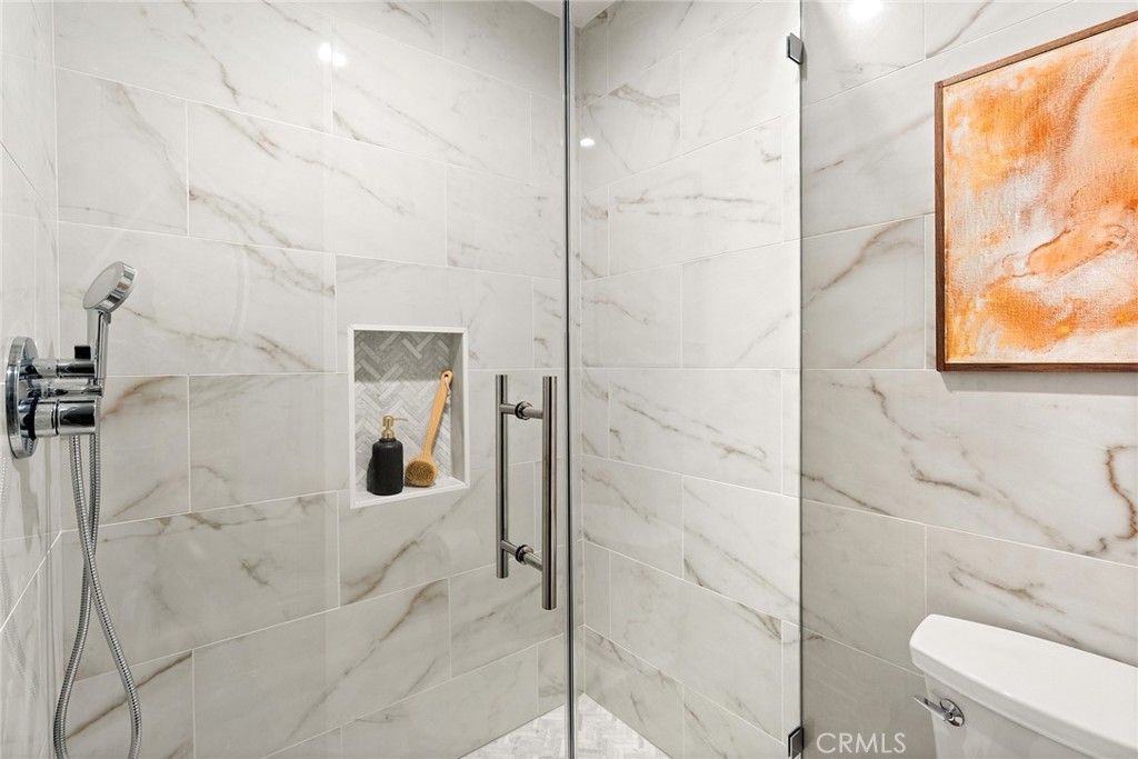 MLS #SR25015482 image #10