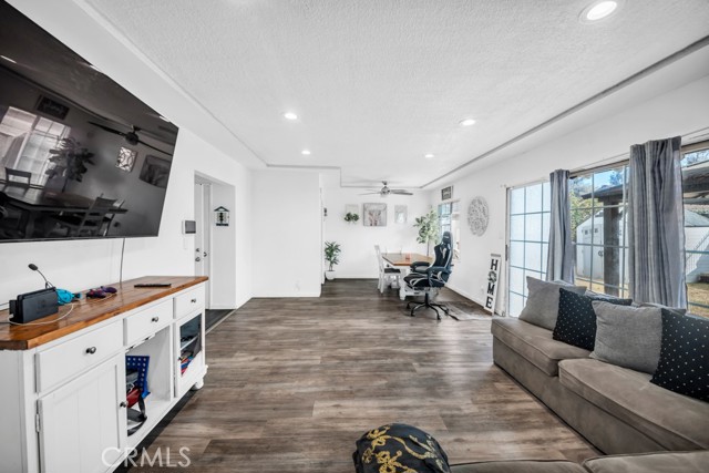 MLS #SR25019313 image #1