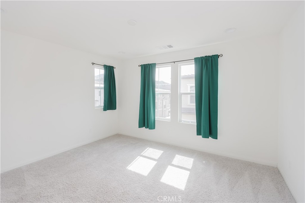 MLS #SR25024171 image #24