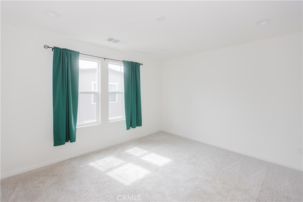 MLS #SR25024171 image #9