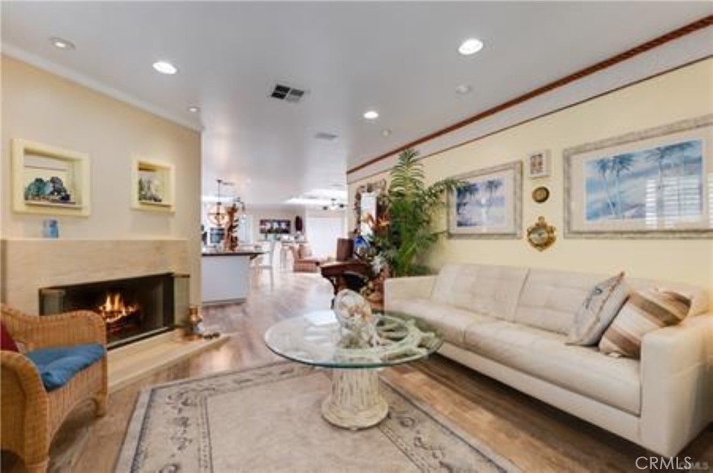 MLS #SR25033354 image #12