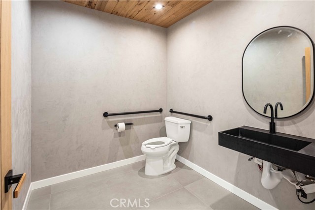 MLS #SR25039379 image #8