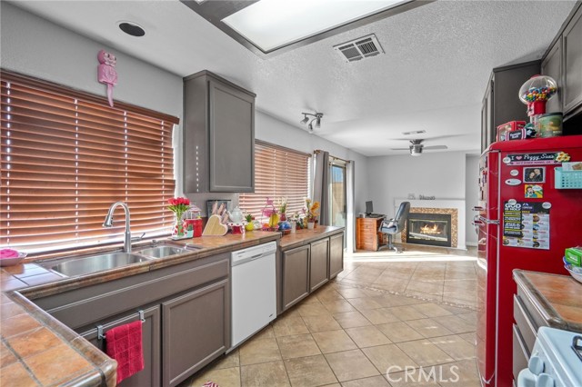 MLS #SR25040911 image #6