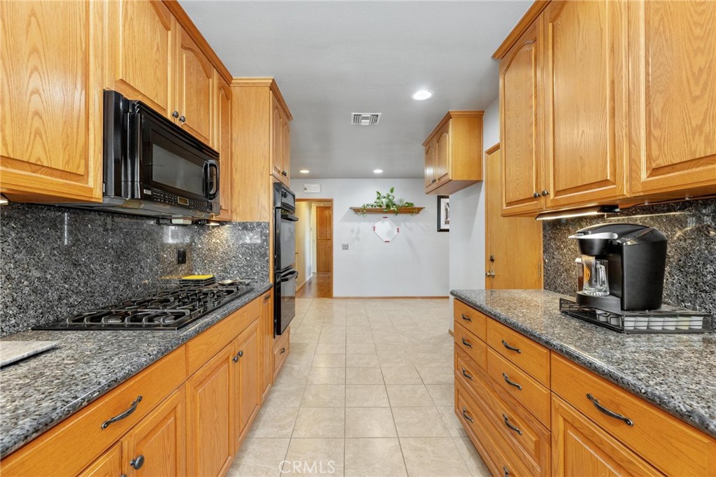 MLS #SR25042152 image #11