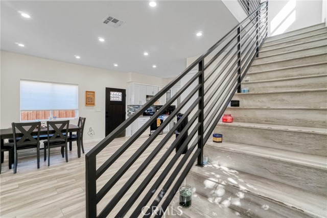 MLS #SR25042418 image #32