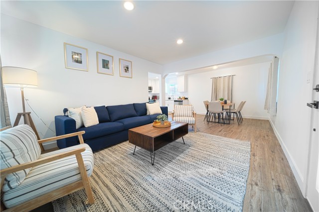 MLS #SR25065812 image #1