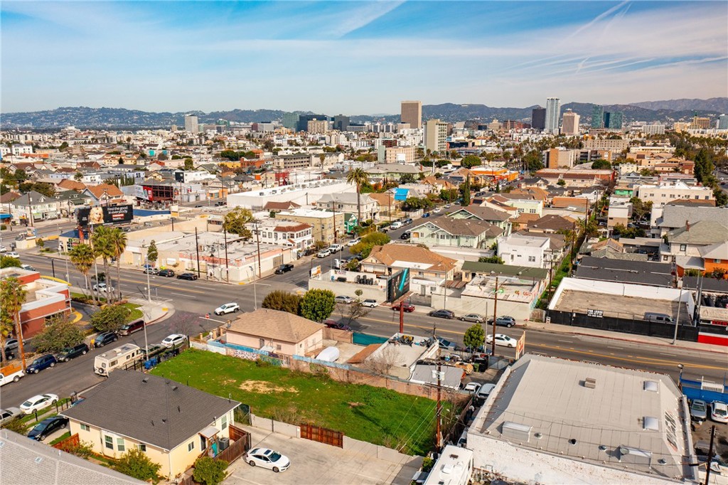 MLS #SR25066561 image #1