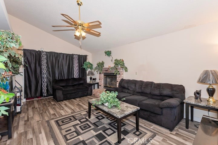 MLS #SR25068374 image #12