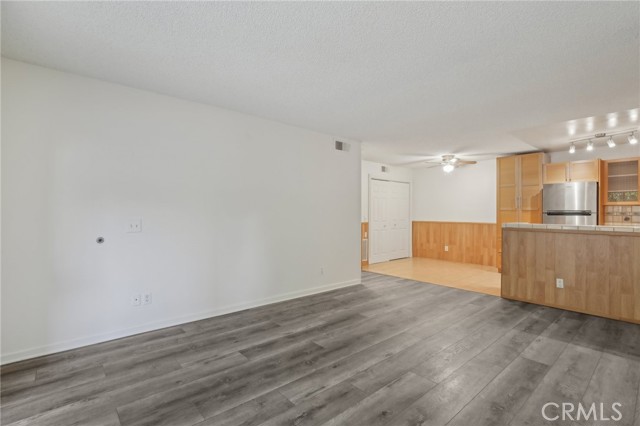 MLS #SR25073178 image #12