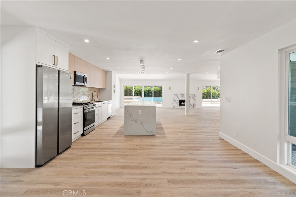 MLS #SR25073502 image #10