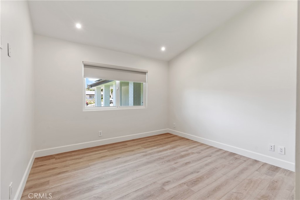 MLS #SR25073502 image #16