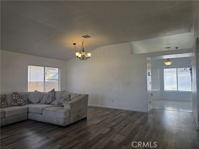 MLS #SR25075328 image #7