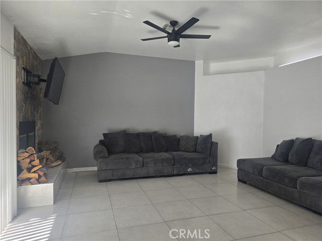 MLS #SR25075328 image #9