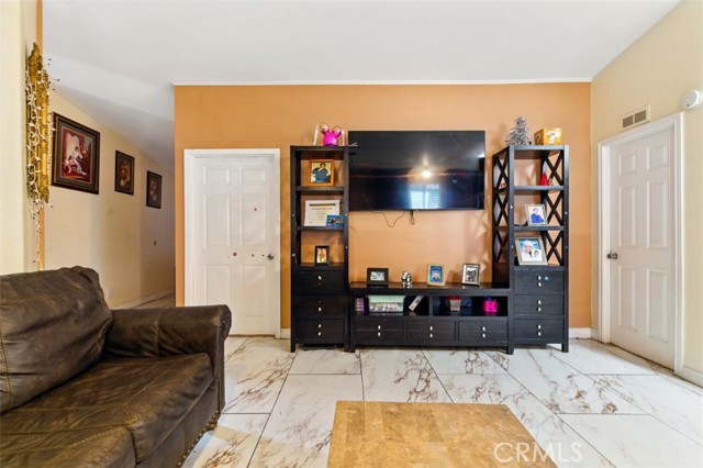 MLS #SR25086657 image #9