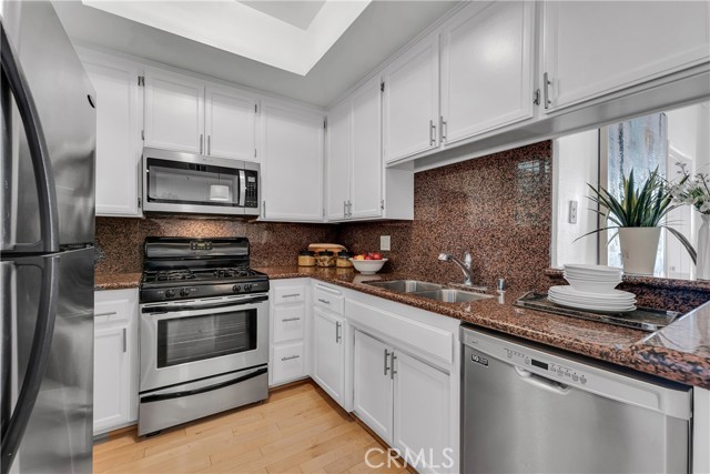 MLS #SR25088428 image #7