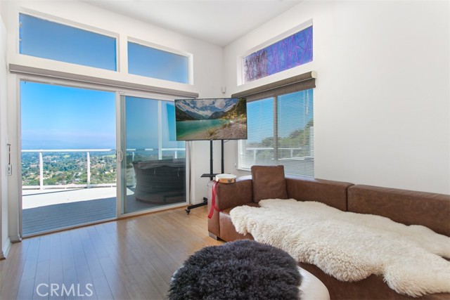 MLS #SR25090967 image #3