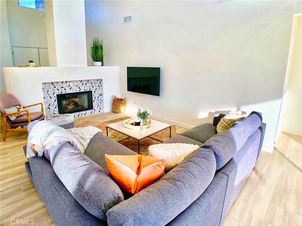 MLS #SR25091276 image #11