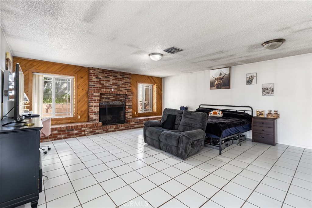 MLS #SR25092021 image #18