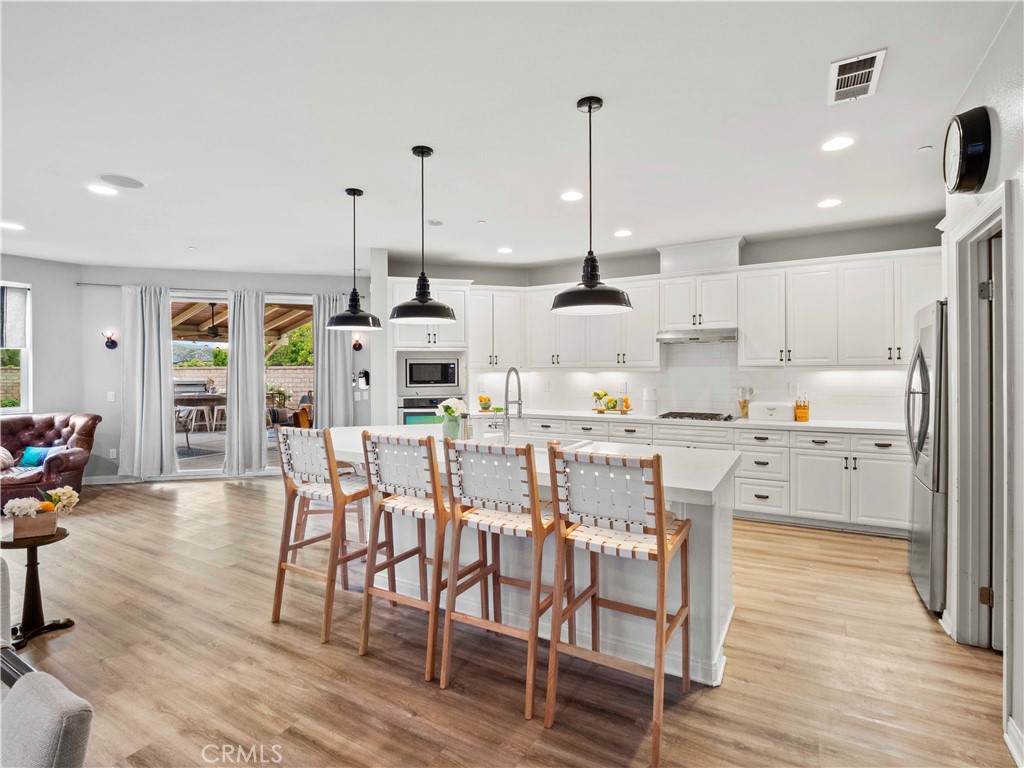 MLS #SR25092424 image #11