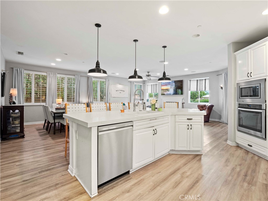 MLS #SR25092424 image #12