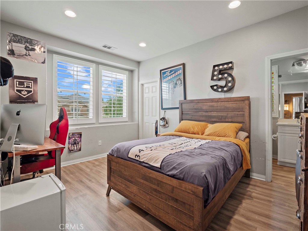 MLS #SR25092424 image #26