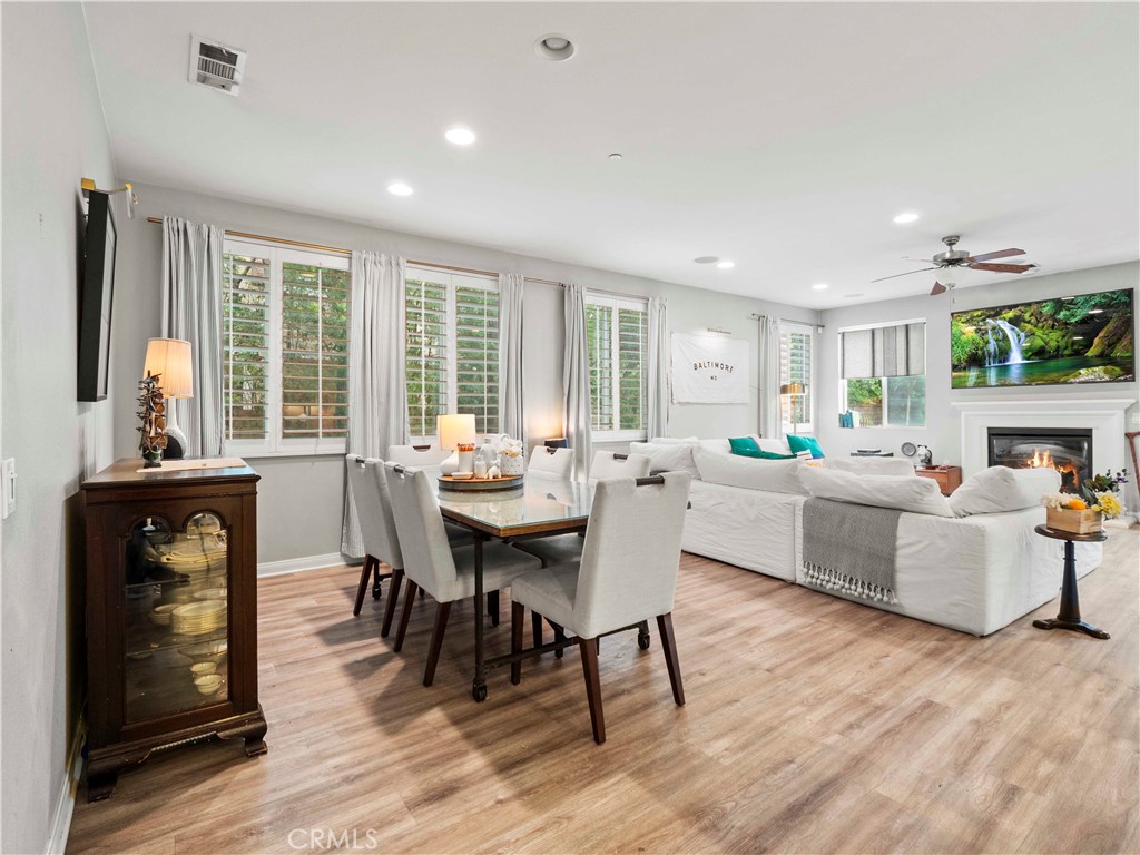 MLS #SR25092424 image #9