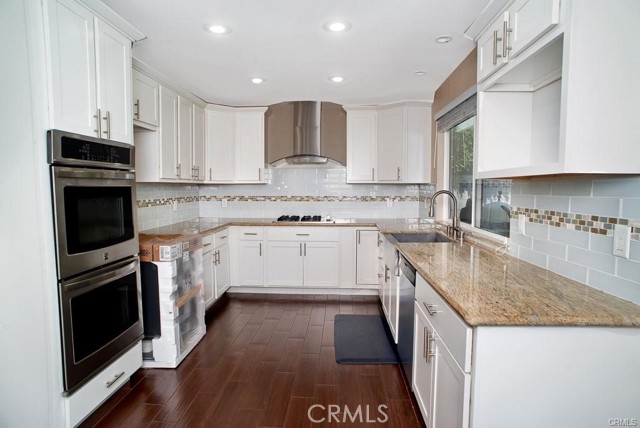 MLS #SR25092611 image #1