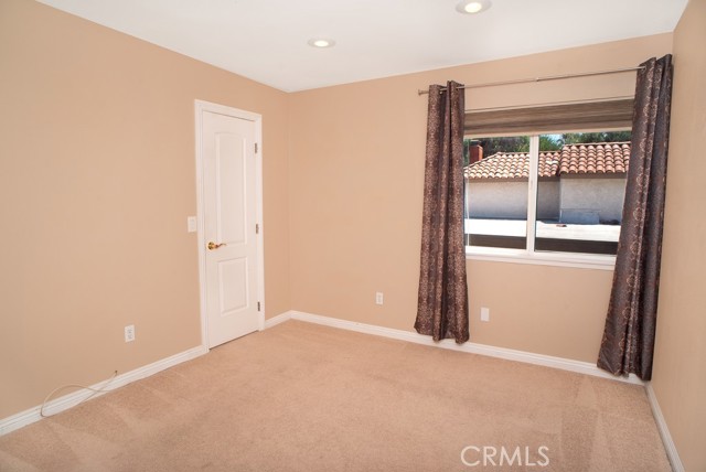 MLS #SR25092611 image #5