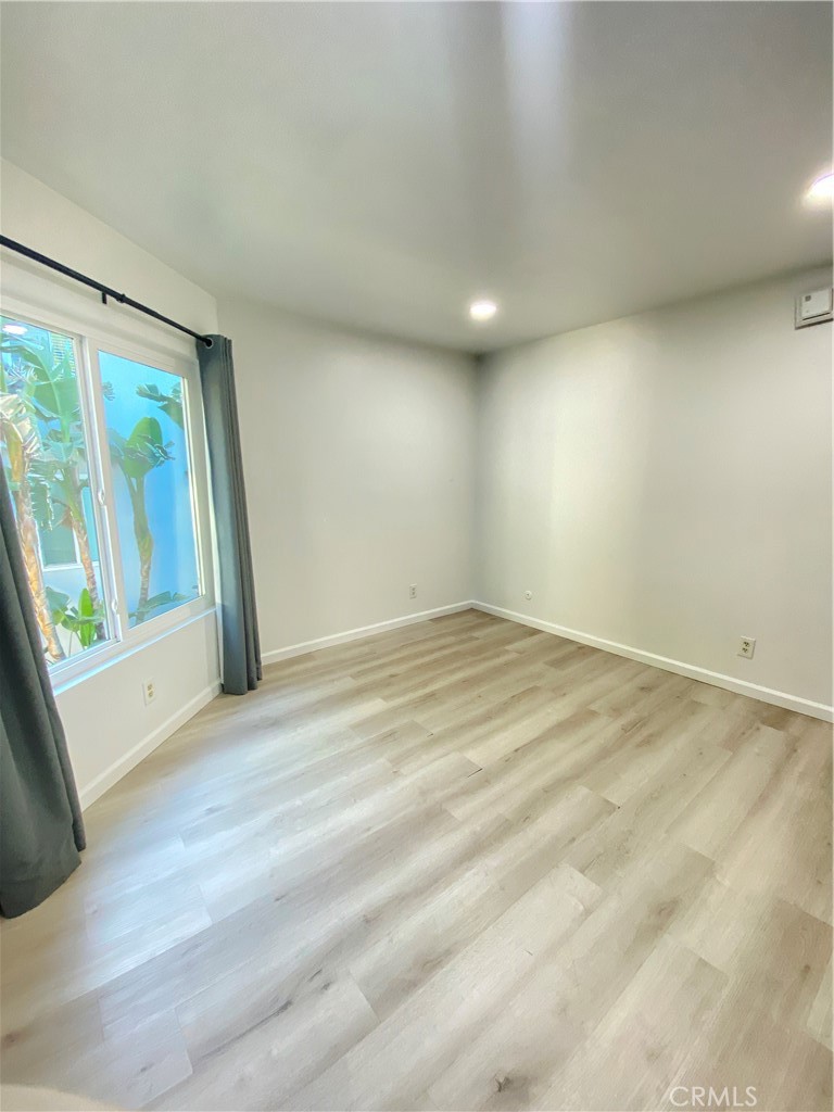 MLS #SR25092876 image #10