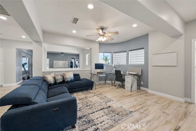 MLS #SR25093188 image #10