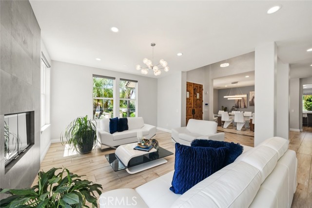 MLS #SR25093188 image #3