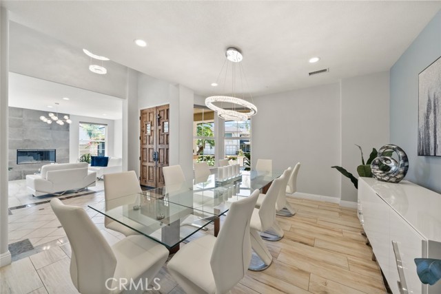 MLS #SR25093188 image #4