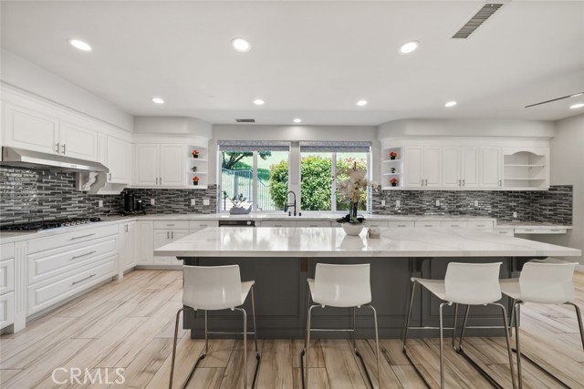 MLS #SR25093188 image #5