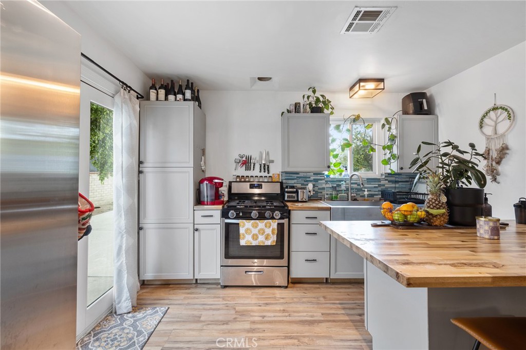 MLS #SR25093963 image #7