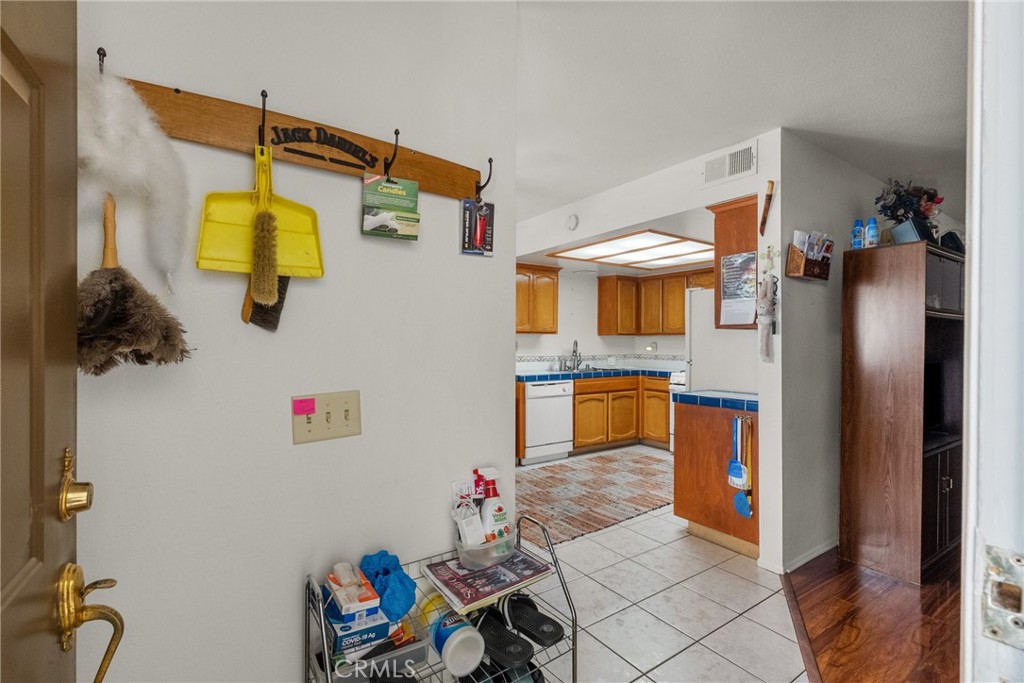 MLS #SR25095780 image #2