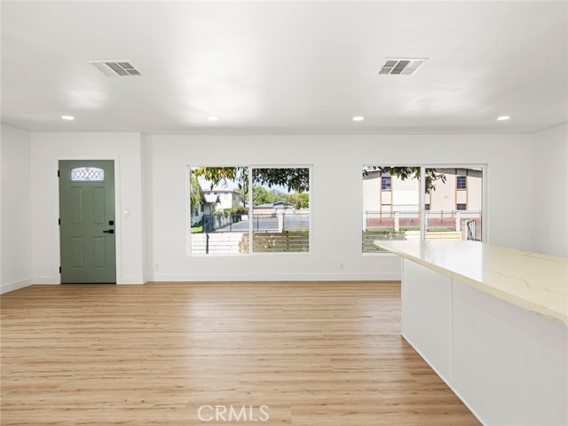 MLS #SR25097061 image #7