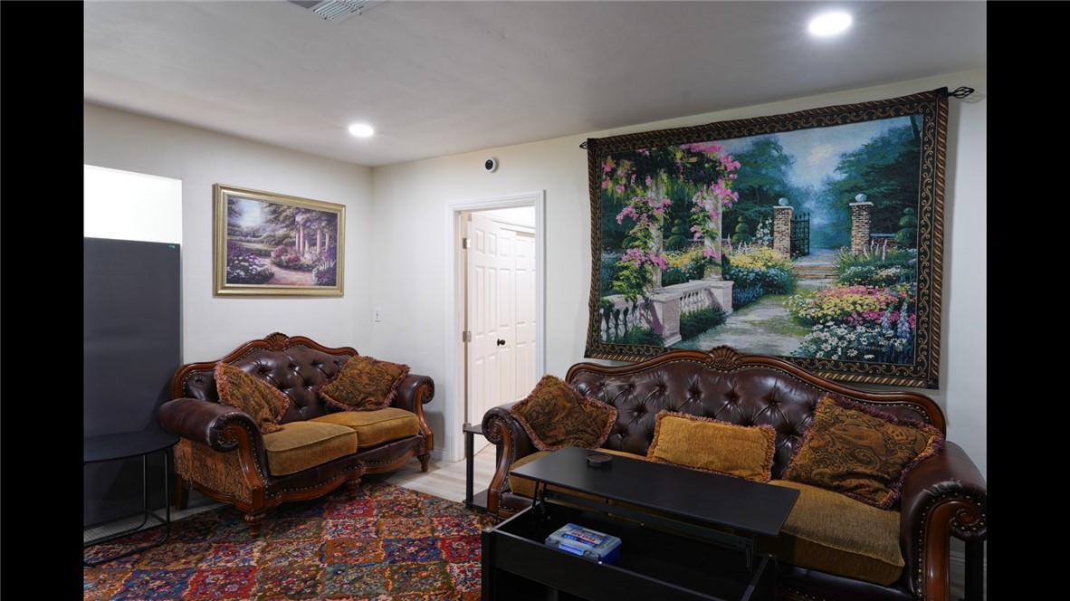 MLS #SR25100567 image #31