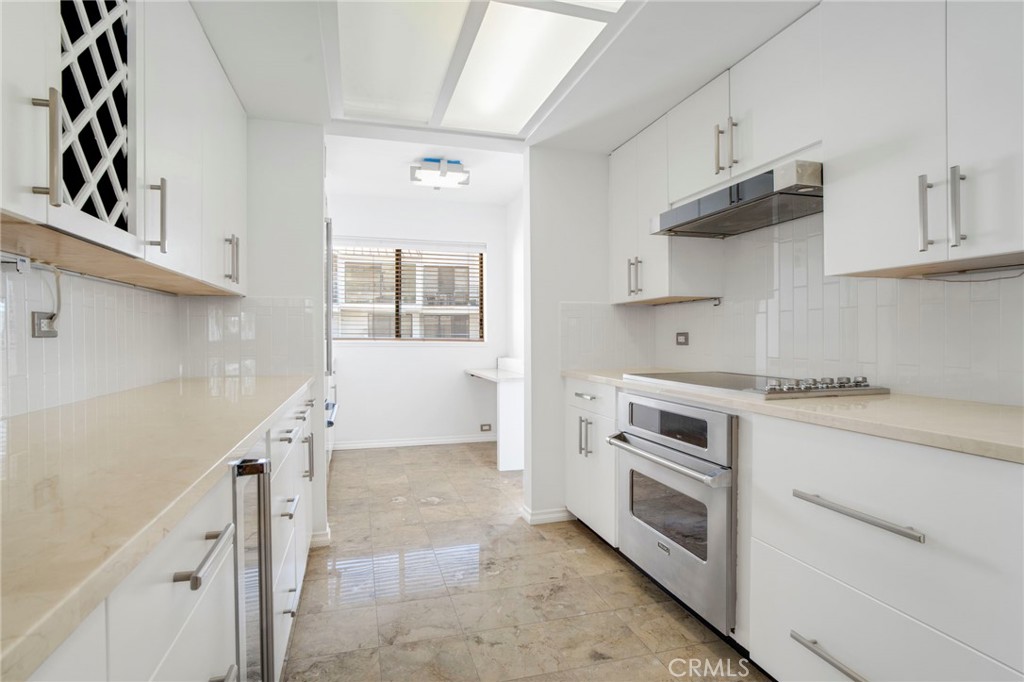 MLS #SR25100701 image #8