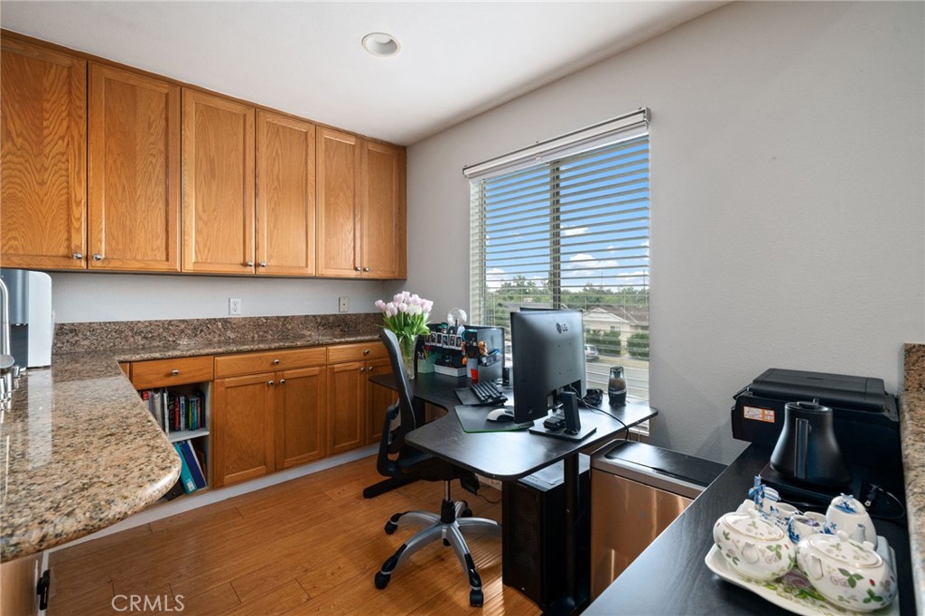 MLS #SR25100726 image #12