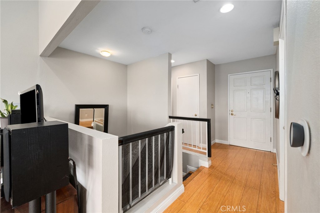 MLS #SR25100726 image #3